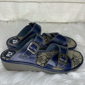 NWOT Fly London Women’s Blue Leather Sandals